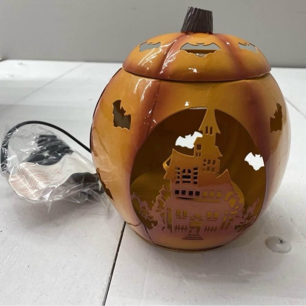 Scentsy warmer
